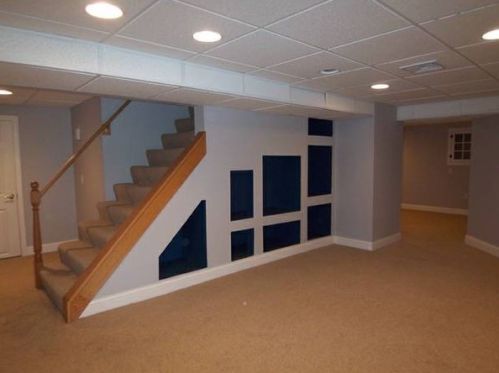 59 Blueberry Hill Rd, Springfield MA  01106-1662 exterior