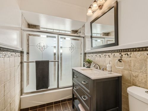 3317 Oriole Ave, Chicago IL 60634-3246 exterior