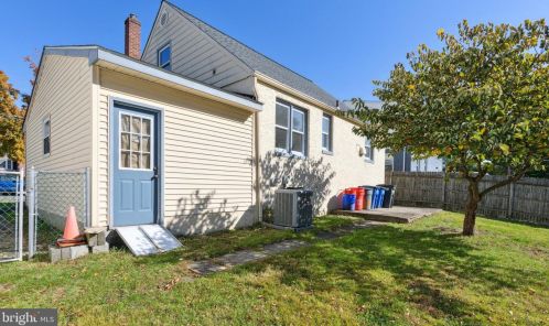 1302 High St, Haddon Heights NJ 08035-1843 exterior