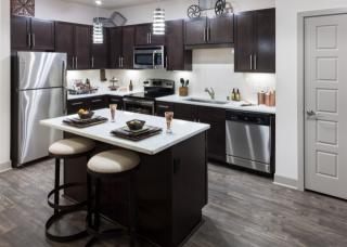 444 Commerce St, Dallas TX  75208-1919 exterior