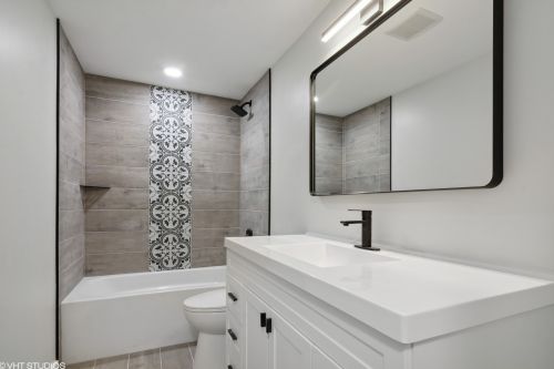 682 154 St, Dolton IL 60419-2671 exterior