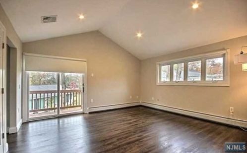 182 Madison Ave, Cresskill NJ 07626-1308 exterior