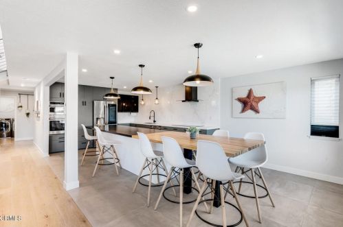 3713 Sunset Ln, Oxnard CA  93035-4133 exterior