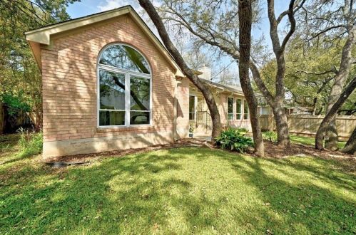 6405 Abilene Trl, Austin TX 78749-2845 exterior