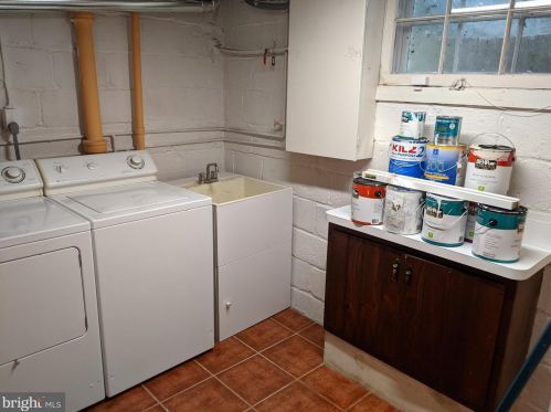 4855 Reservoir Rd, Washington DC  20007-1543 exterior