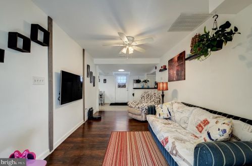 4946 Beech St, Shady Side MD 20764-9666 exterior