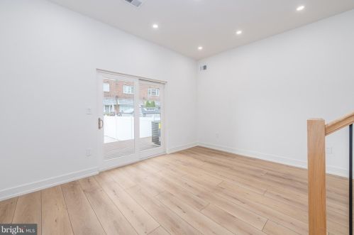 3172 18 St, Philadelphia PA 19145-5412 exterior