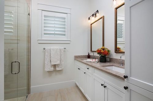 48 14 St, Naples FL 34102-3686 exterior