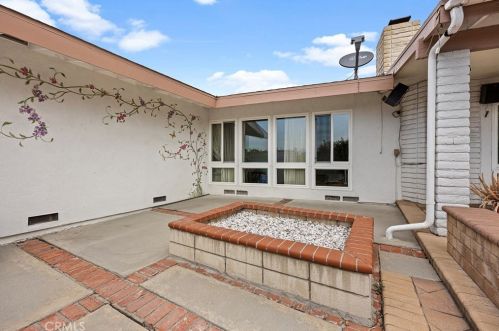 1324 Kroeger Ave, Fullerton CA exterior