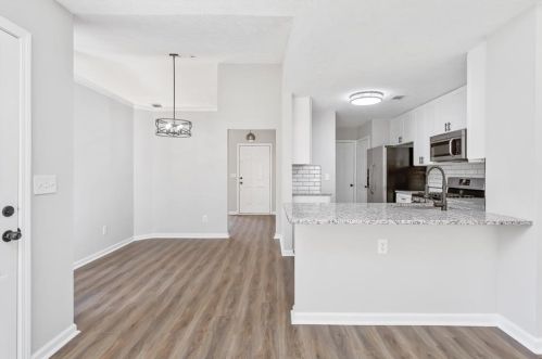 320 Emerald Grn Ct, Atlanta GA 30349-8420 exterior