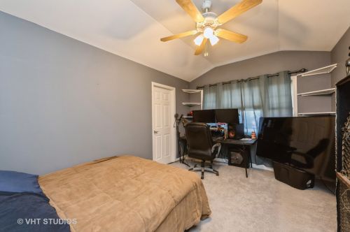 3480 Red Barn Dr, Bull Valley IL 60097-8189 exterior