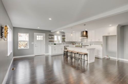 19 Ctr St, Woburn MA 01801-2930 exterior