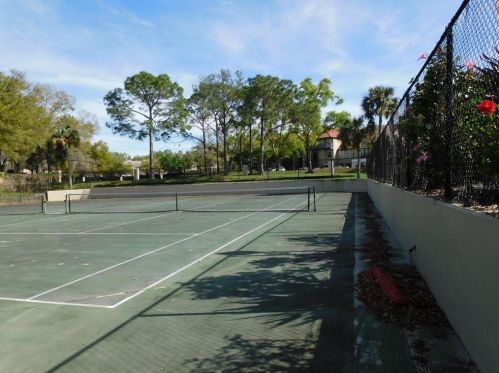 208 Afton Sq, Altamonte Springs FL 32714-3834 exterior