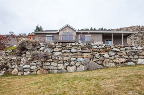 1119 Splett St, Wenatchee, WA 98801-3287