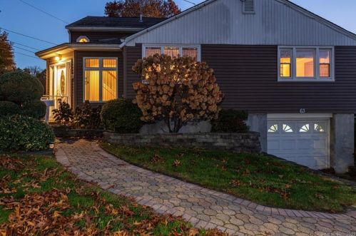 63 North St, Wallingford, CT 06492-3124