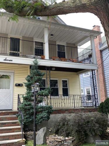 7 Nishuane Rd, Montclair NJ  07042-2424 exterior