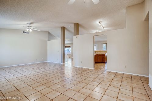 9835 Banbridge St, Tucson AZ 85747-5142 exterior