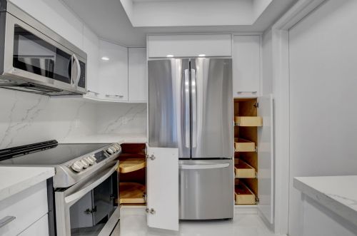 7847 Lakeside Blvd, Boca Raton, FL 33434-6252