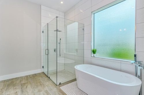 232 11 St, Naples FL 34117-2226 exterior