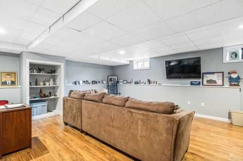 30 Max Ln, Concord NH 03301-8629 exterior