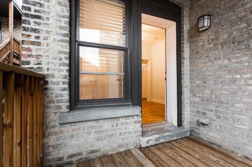 1653 Addison St, Chicago IL  60613-3650 exterior