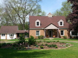 1602 Cedar Pt Dr, Niles MI  49120-4043 exterior