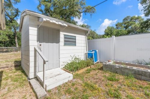 1920 Crenshaw St, Tampa FL  33610-1036 exterior