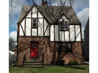 3945 Bushnell Rd, Cleveland OH  44118-3113 exterior