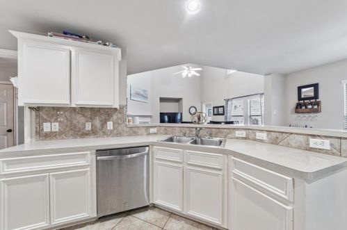 9211 Tracelawn Ct, Humble TX 77396-1683 exterior