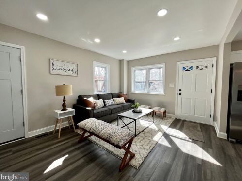 204 Roosevelt Ave, New Castle, DE 19720-3316