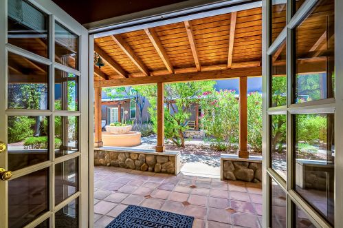 1070 Miles St, Tucson AZ 85719-6140 exterior