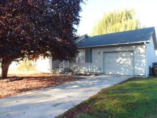 2703 Lee St, Spokane, WA 99207-4941