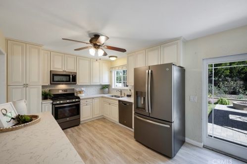 1106 Meade Ave, Fullerton CA 92833-3437 exterior