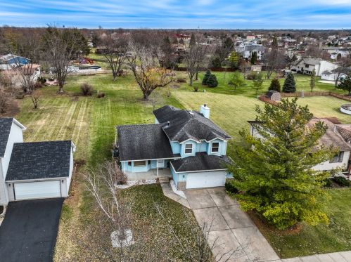 1812 Addleman St, Joliet, IL 60431-1521