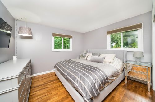 1111 Highgate Rd, Kalamazoo MI 49006-2774 exterior