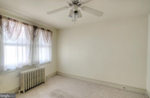 22 4 Ave, Runnemede NJ 08078-1302 exterior