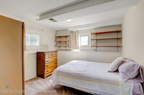 22 Arlene Dr, West Long Branch NJ 07764-1153 exterior