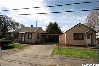 1593 20th St, Salem, OR 97302-1253