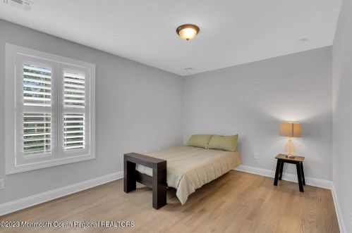 1161 Ridgefield Dr, Point Pleasant Beach NJ  08742-2948 exterior