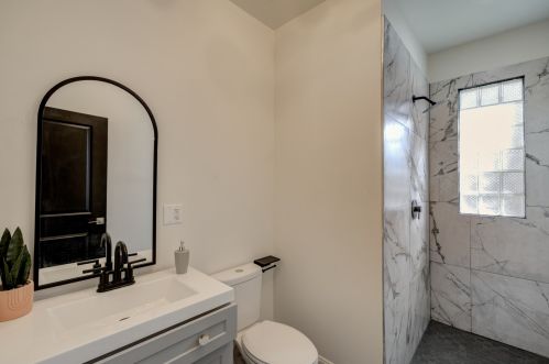 8104 Dorchester Ave, Chicago IL  60619-3436 exterior