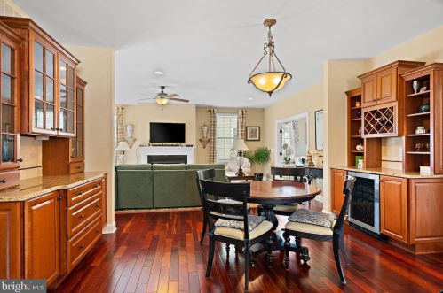 419 Franklin Ave, Princeton NJ 08540-3949 exterior