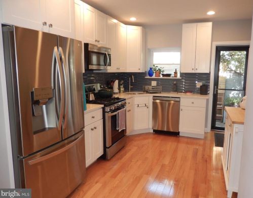 2423 Iseminger St, Philadelphia PA  19148-3517 exterior