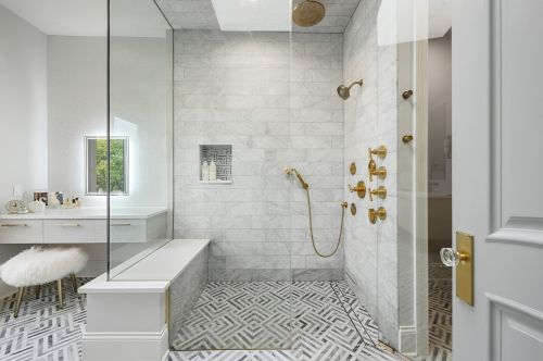 2208 Walton St, Chicago IL 60622-8696 exterior