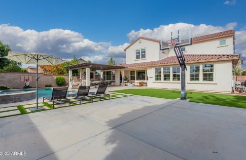 935 Kaibab Dr, Chandler AZ 85248 exterior