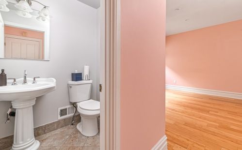 614 Avery St, Pittsburgh PA 15212-5602 exterior