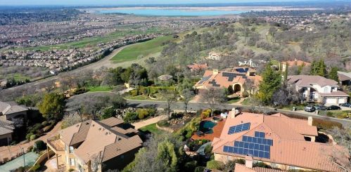 3390 Beatty Dr, Folsom CA 95762-7000 exterior