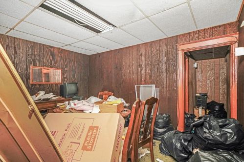 1918 Kedzie Ave, Chicago IL 60805-1646 exterior