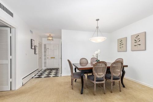 2311 Wealthy St, Grand Rapids MI 49504-0062 exterior