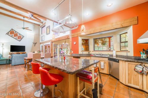 5470 Edwin Rd, Tucson AZ 85739-1924 exterior