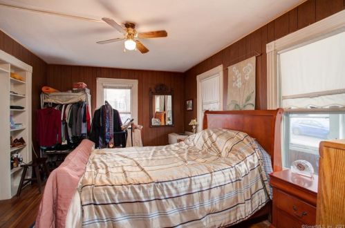 90 Smt St, Manchester CT 06040-4263 exterior